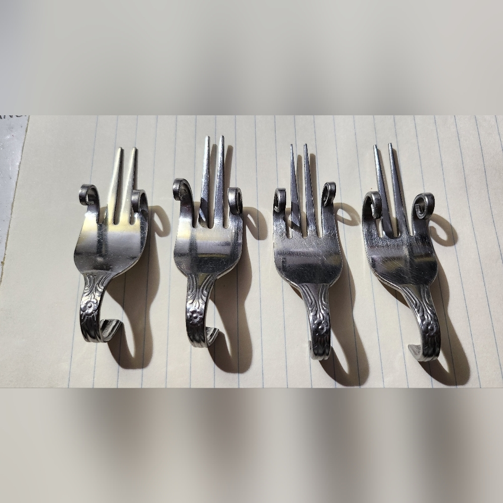 Corn cob holders (4)